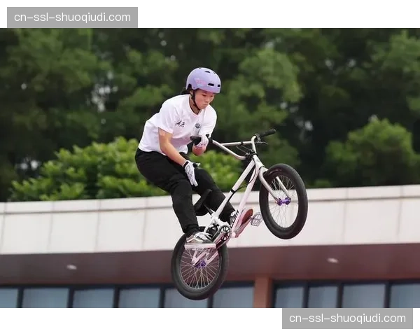 UCI更新2026-2027赛季BMX竞速与自由式小轮车世界杯赛历