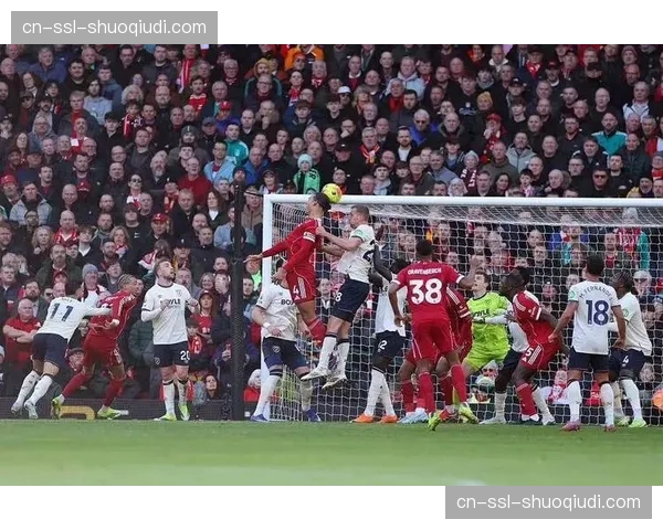 英超下赛季将试点门线技术辅助判断角球是否出界 英超下赛季将试点门线技术辅助判断角球是否出界