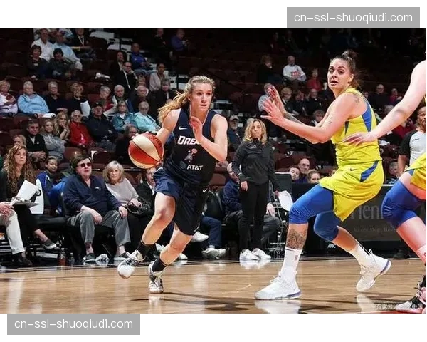 梦想队新任主帅谈如何将大学时期的快节奏体系带入WNBA